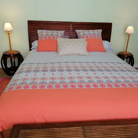 Evasion Authentique: Chambre De Charme Au Presbytere, - Fr-1-600-231 Bed and Breakfast Niort-la-Fontaine
