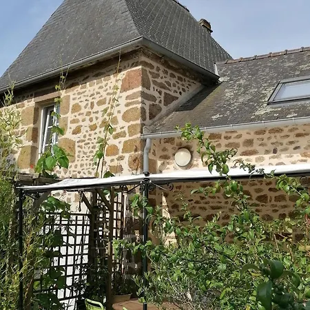 Evasion Authentique: Chambre De Charme Au Presbytere, - Fr-1-600-231 3* Niort-la-Fontaine